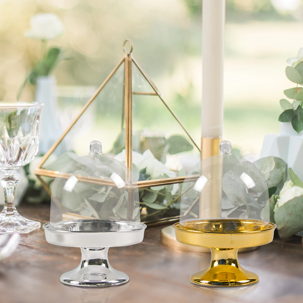 10pcs Mini Dessert Cupcake Stand Tiny Cake Dome with Lid Clear Plastic Cake Display Stand for Wedding Birthday Party Decor
