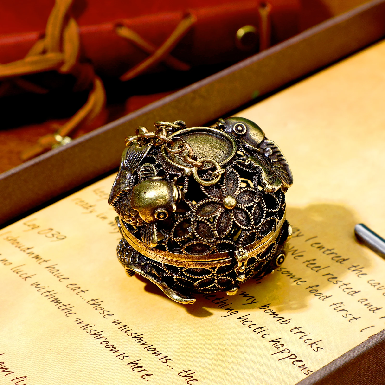 

Copper Hollow Hanging Incense Ball Aromatherapy Holder Lock Circle Home Decor Hanging Incense Holder Aromatherapy Ball