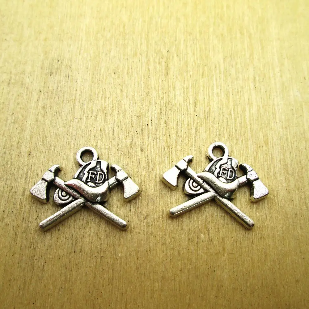 25pcs/lot-- 20*15MM ire helmet axes  fire dept  one side  pendant  DIY necklace/ bracelets  charms antique silver tone