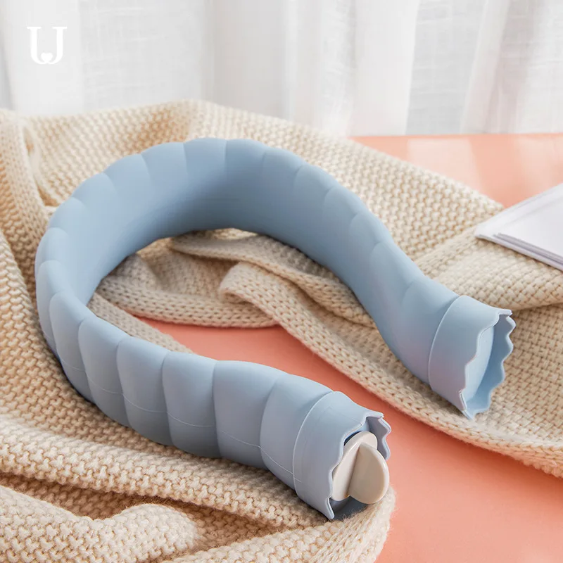 

Bib Hot Water Bag Compress Shoulder and Neck Water Injection U-shaped Warm Water Bag Explosion-proof Cervical Spine Warm Baby