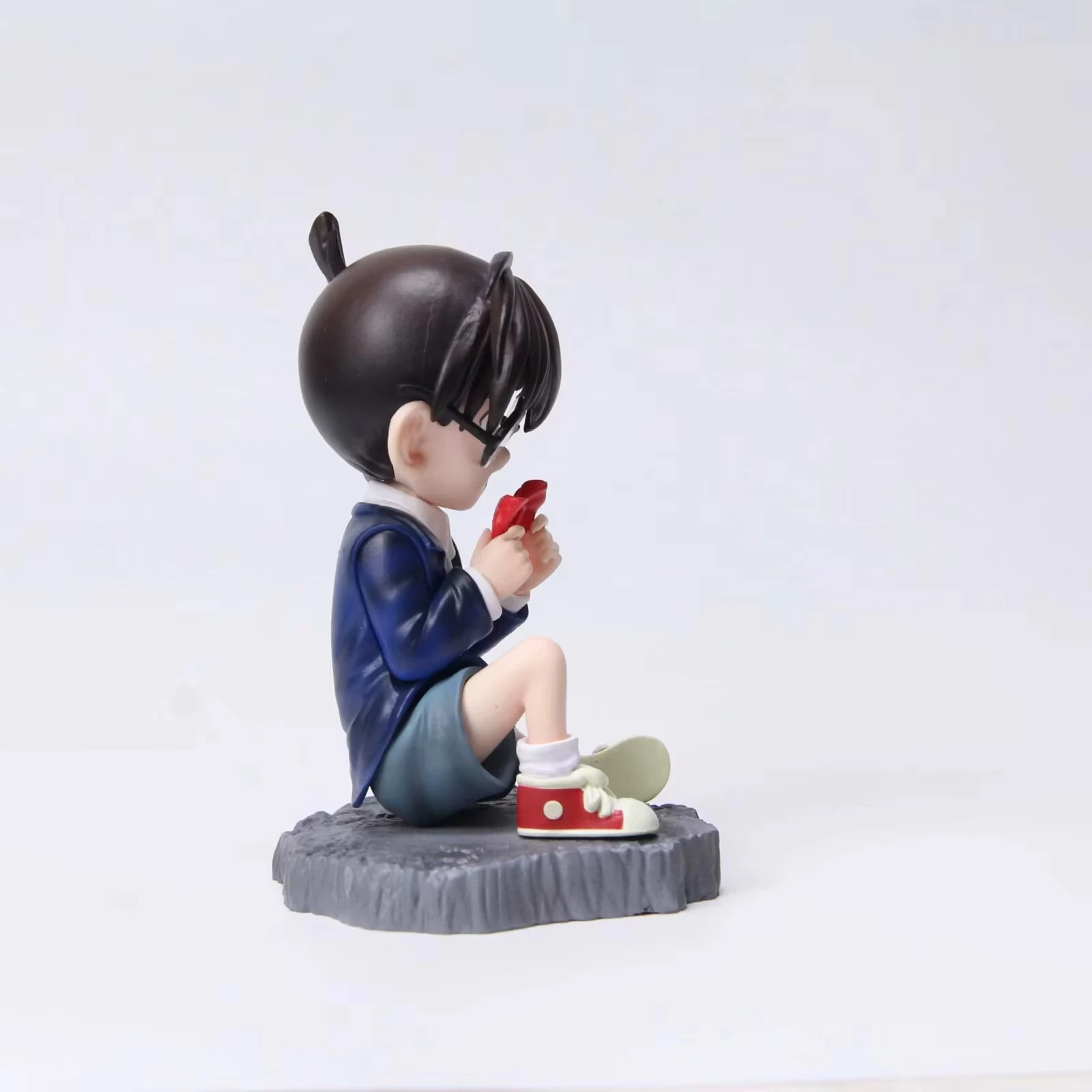 Figurka Anime Detektyw Conan Kudou Shinichi i Conan Edogawa Aim Model Statua Kolekcja Dekoracja na Biurko Ozdoba Zabawki Prezenty