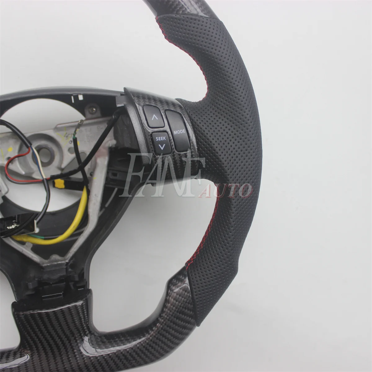 Replacement Real Carbon Fiber Steering Wheel with Leather for Suzuki Swift 2004-2016