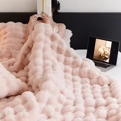 Winter luxurious warm and super comfortable blanket, winter high-end warm and comfortable sofa blanket, bubble velvet blanket