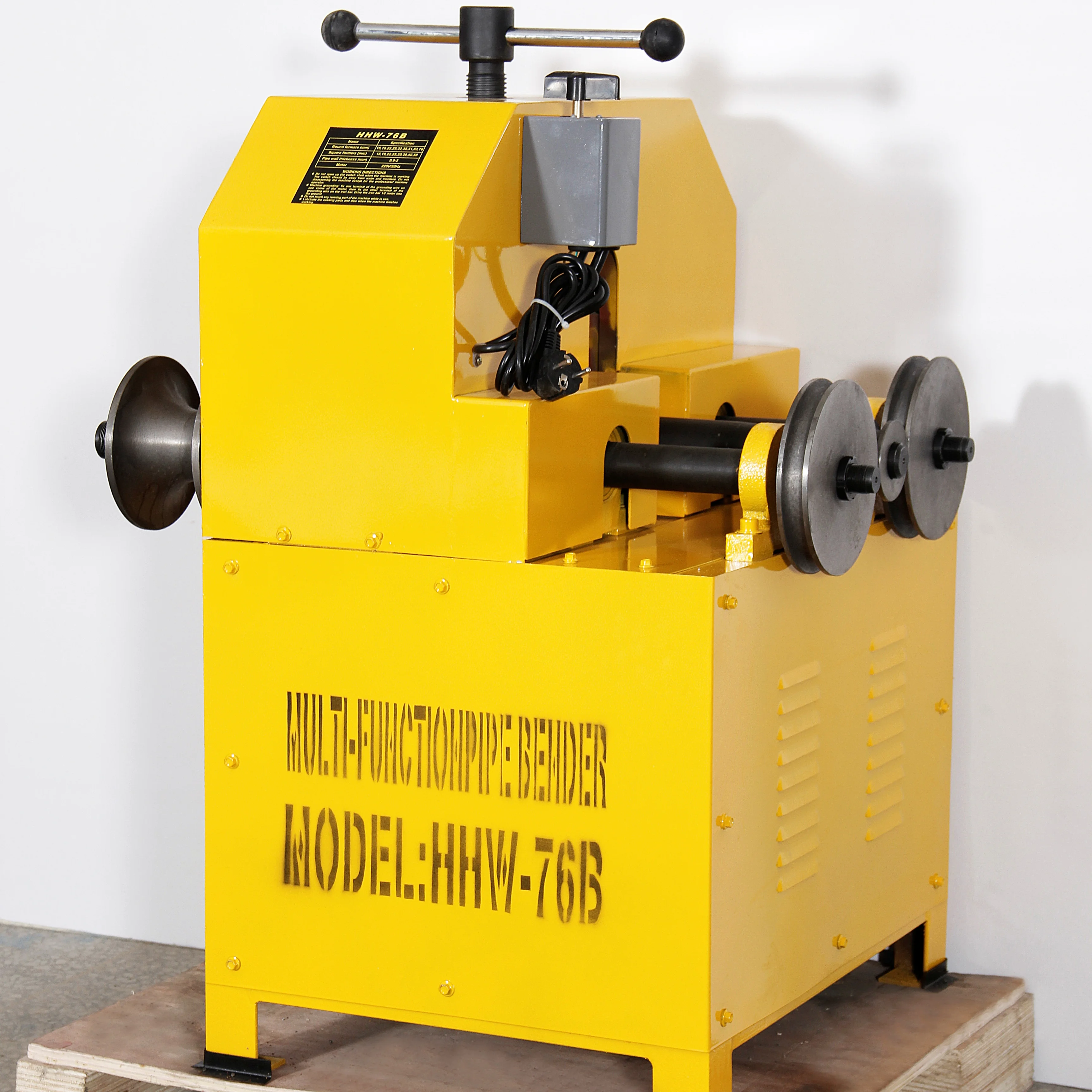 

RUIQI Electric Stainless Steel Tube Bending Machine Semin-automatic Pipe Bender with Pump Core Component