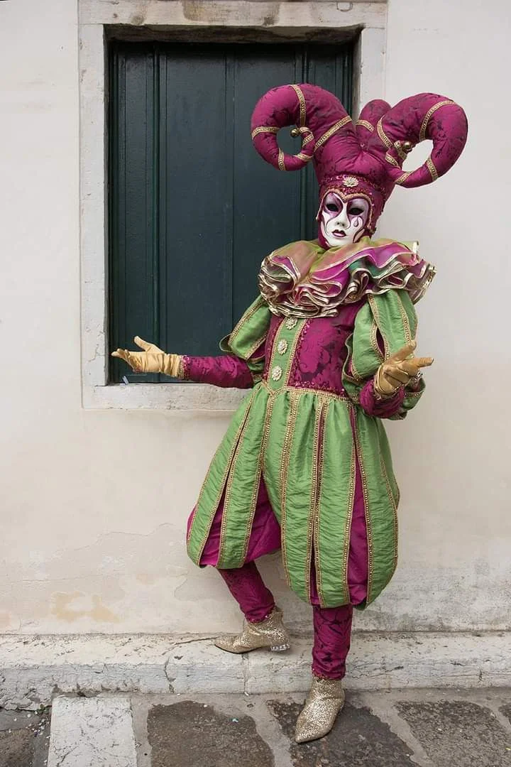 Court Jester Pants: The Ultimate Guide to Wearing, Choosing, and Styling Authentic Medieval Carnival Wear