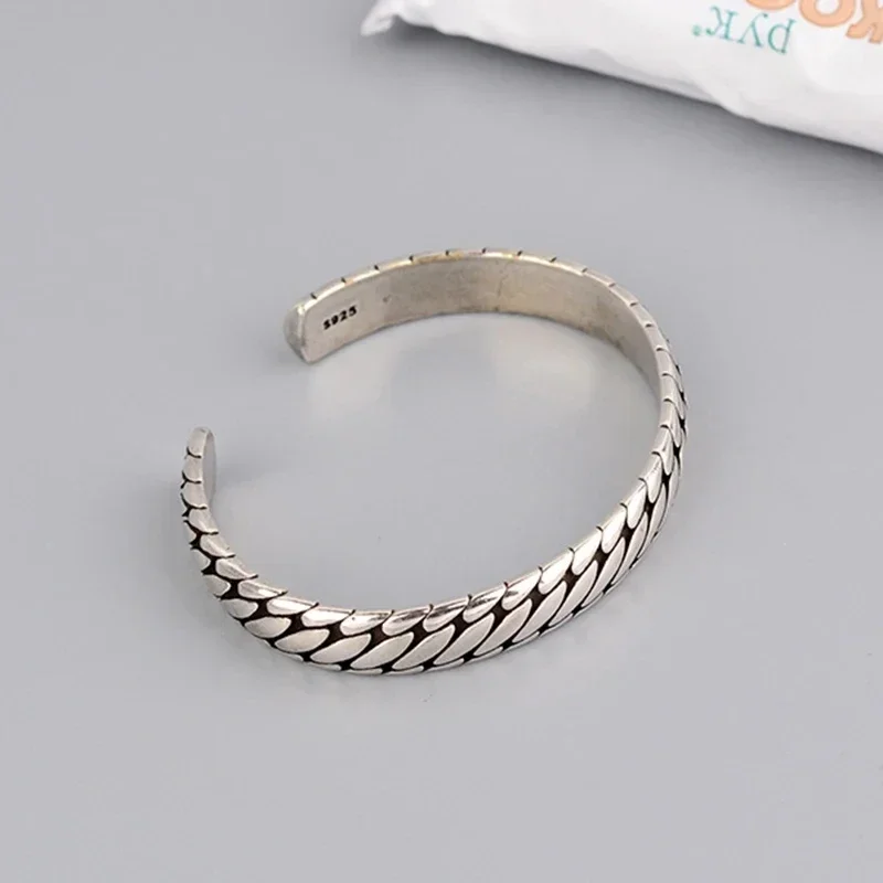 Retro Geometric Oval Pattern Personalized Women\'s Men\'s Open Bracelet Cuff Jewelry Casual Sports Party Gift