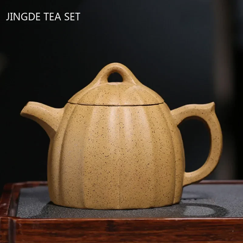 

220ml Chinese Yixing Tea Pots Purple Clay Teapot Raw Ore Sesame Section Mud Kettle Handmade Customized Boutique Puer Teaware