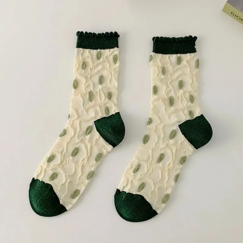 Retro Style Mid Tube Socks Women Autumn Winter Flower Pattern Green Sweet Fashion Socks Cotton Sock Cute Sock Women Socks