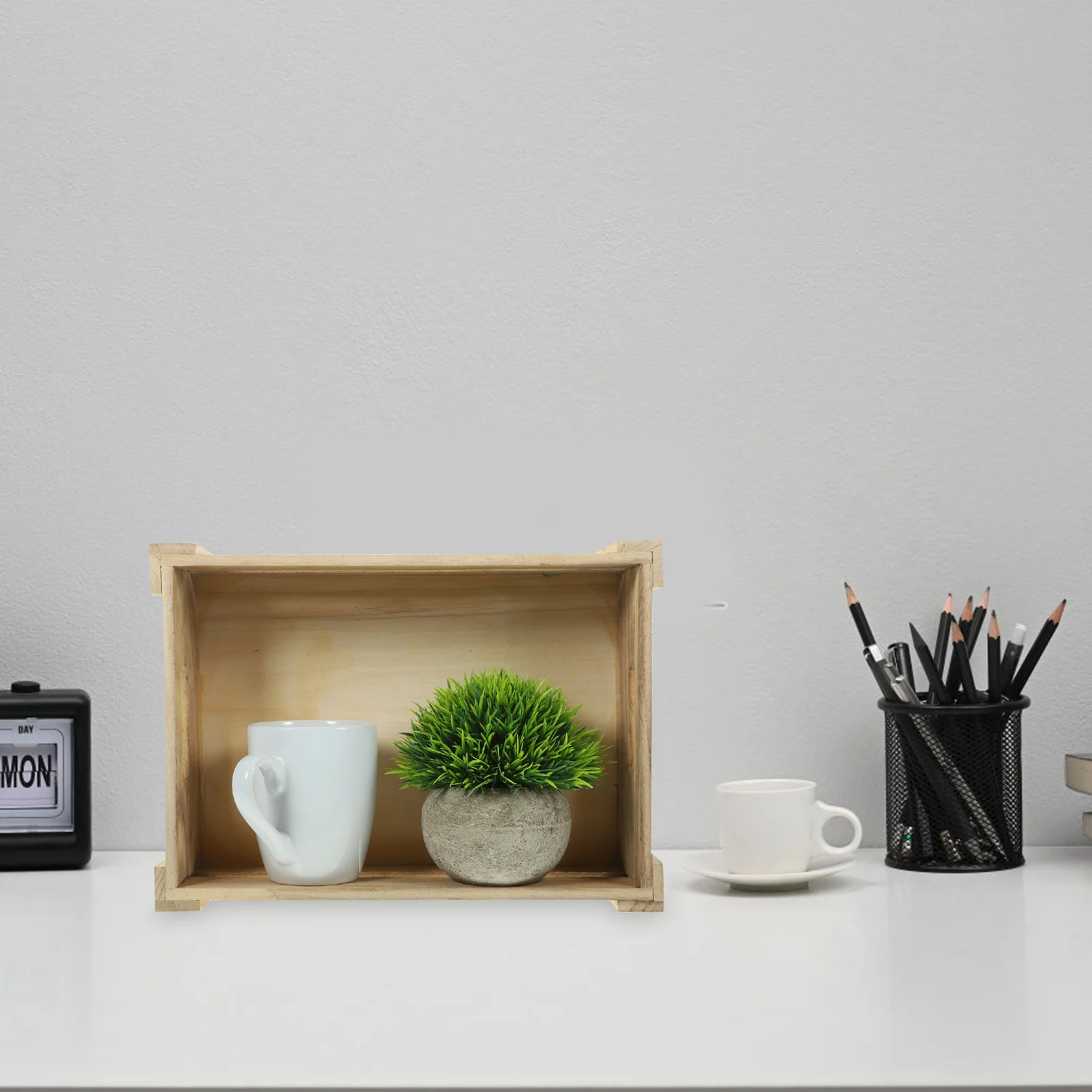 

2Pcs Wooden Storage Crates Rustic Solid Wood Hollow Handle Boxes Farmhouse Decorative Storage Organizers for Home