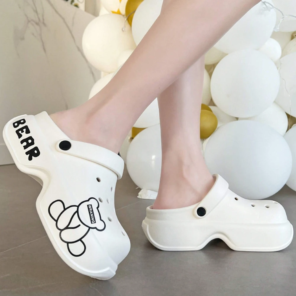 Fashionable Women Cute Cartoon Bear Pattern Eva Super Comfortable Anti-Skid Casual Personality Suitable High Heeled Hollow Shoes