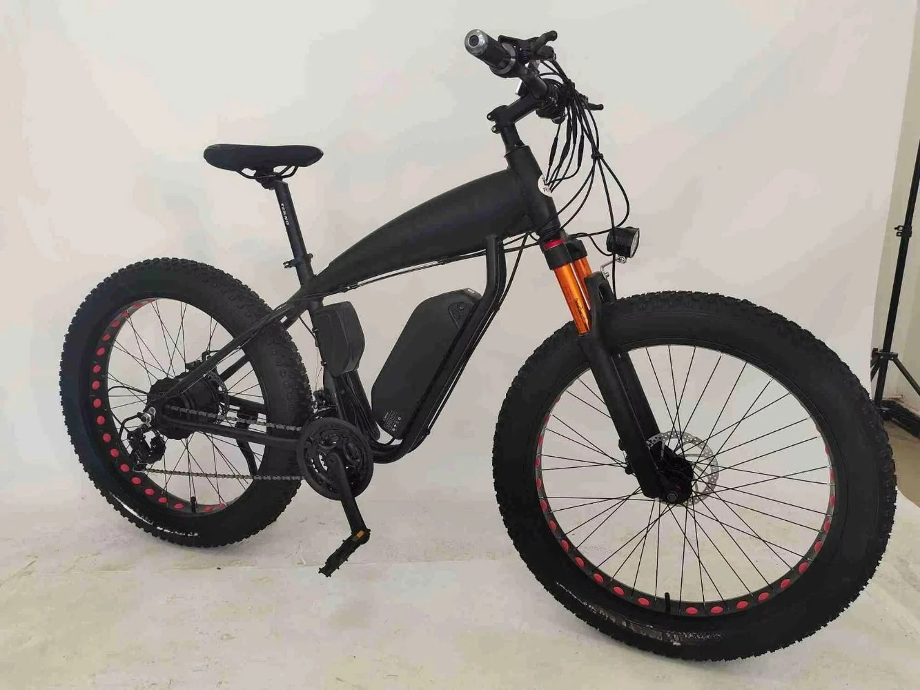 Factory Direct 48V 18AH Electric Mountain Bike for Adults 26 Inch Fat Tire Throttle