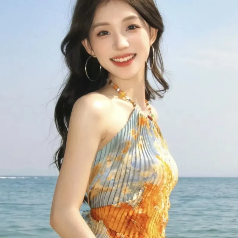 Women's Halter Neck Pleated Crop Top Oil Painting Print Sleeveless Backless Vacation Blouse