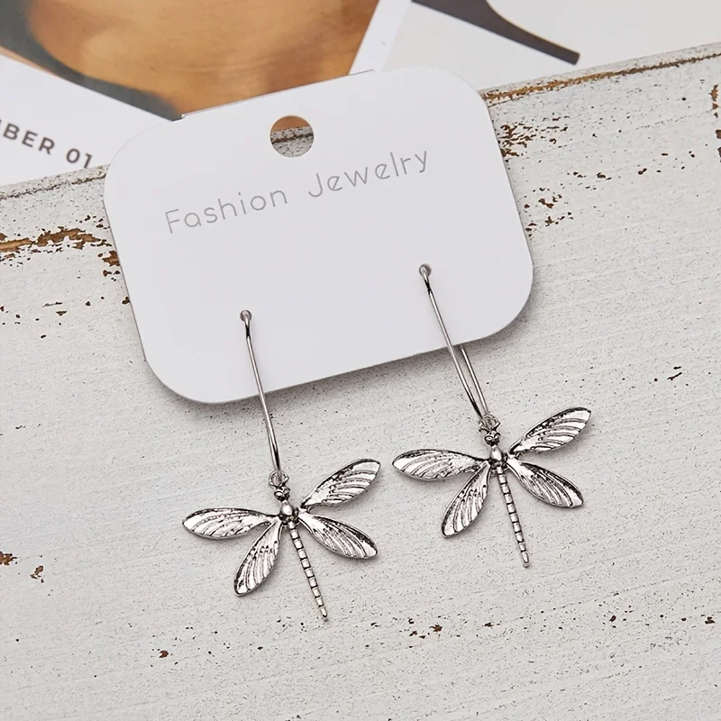 

A pair of stylish and exquisite vintage dragonfly earrings for women, the latest 2026 collection