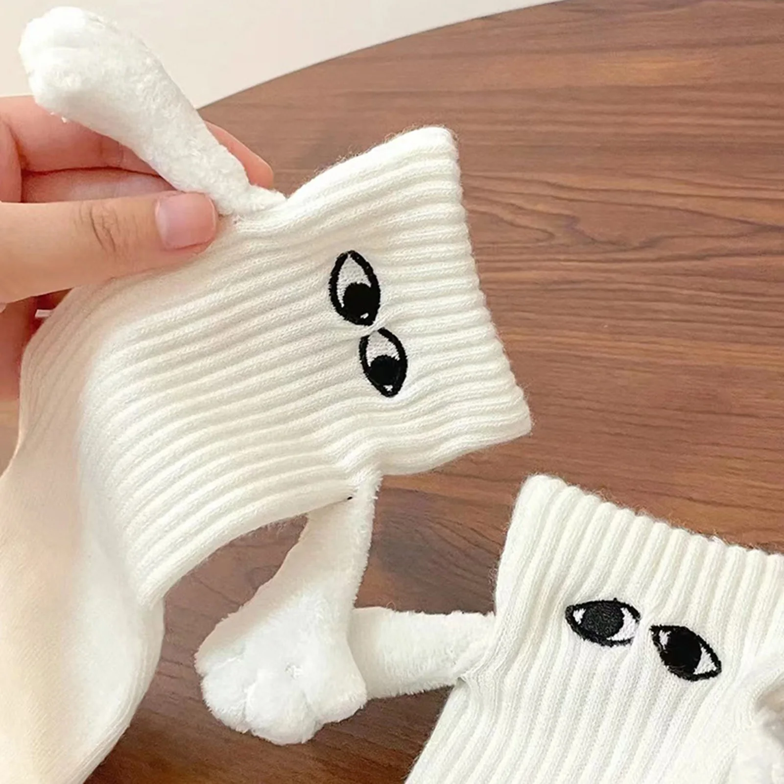 Cartoon Holding Hands Socks 3D Doll Creative Magnetic Attraction Personalised Breathable Skin-Friendly All-Match Casual Couple