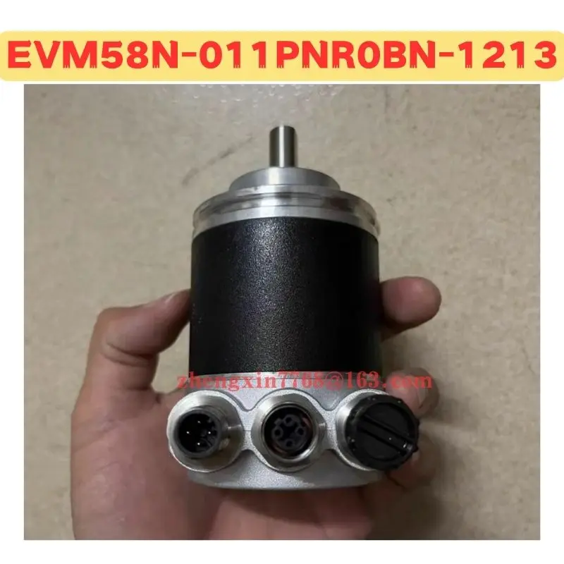 Second-hand Encoder EVM58N-011PNR0BN-1213 EVM58N 011PNR0BN 1213 Normal Function Tested OK Fast delivery