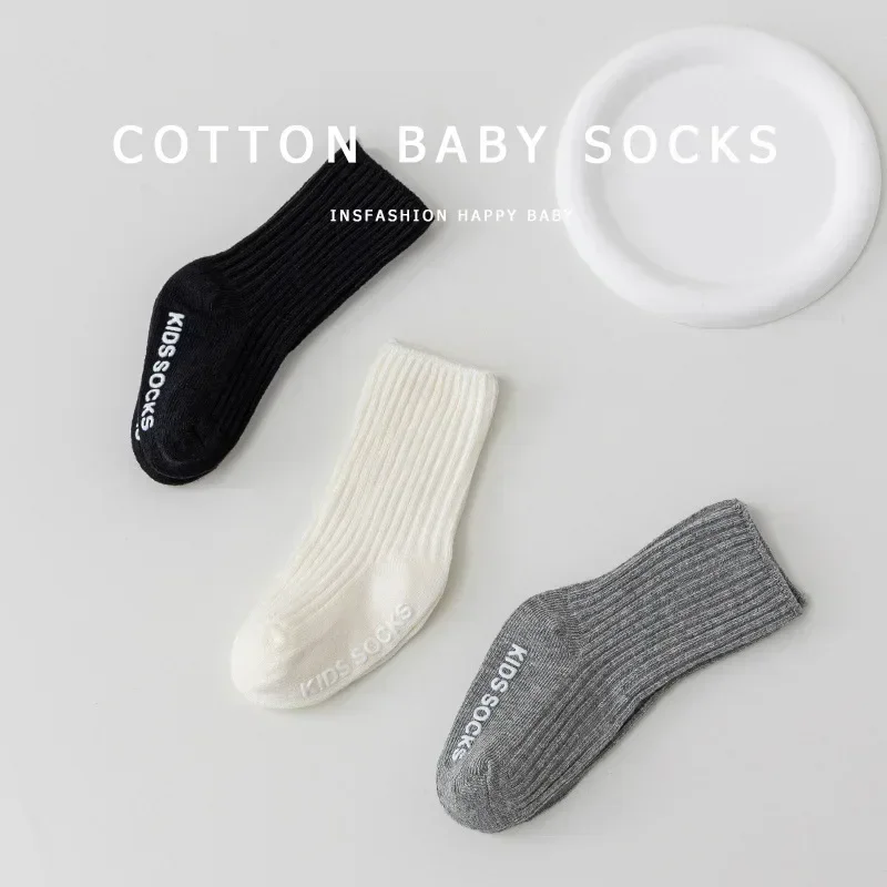 Chaussettes de sport pour bébé garçon et fille, à la mode, simple, noir, blanc, gris, document non-ald, chaussette de sol, pour les premiers pas des tout-petits