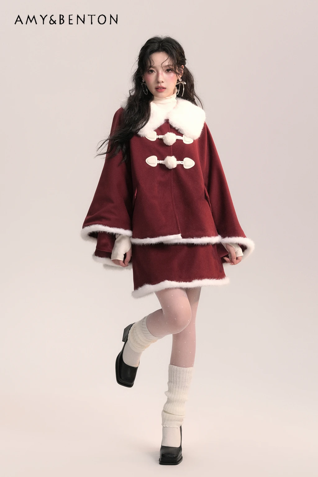 

2025 Autumn Winter New Christmas New Year Atmosphere Lapel Horn Button Red White Woolen Cape High Waist Short Skirt Set