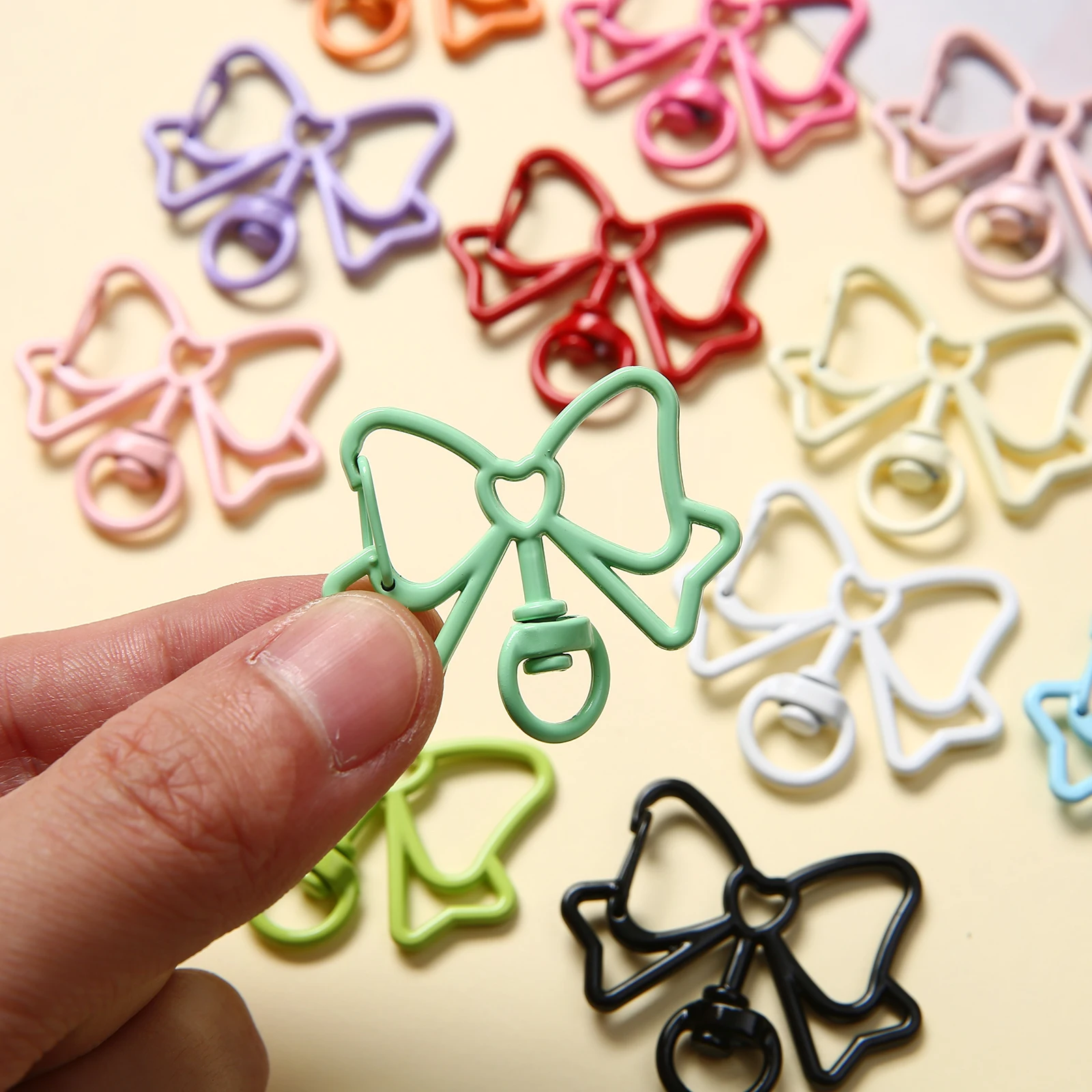 

1-50 PCS Metal Butterfly Snap Hook Buckles Keyring Colorful - Fitting for Keychain Handbag Bag Purse Lanyard DIY Crafts Pendant