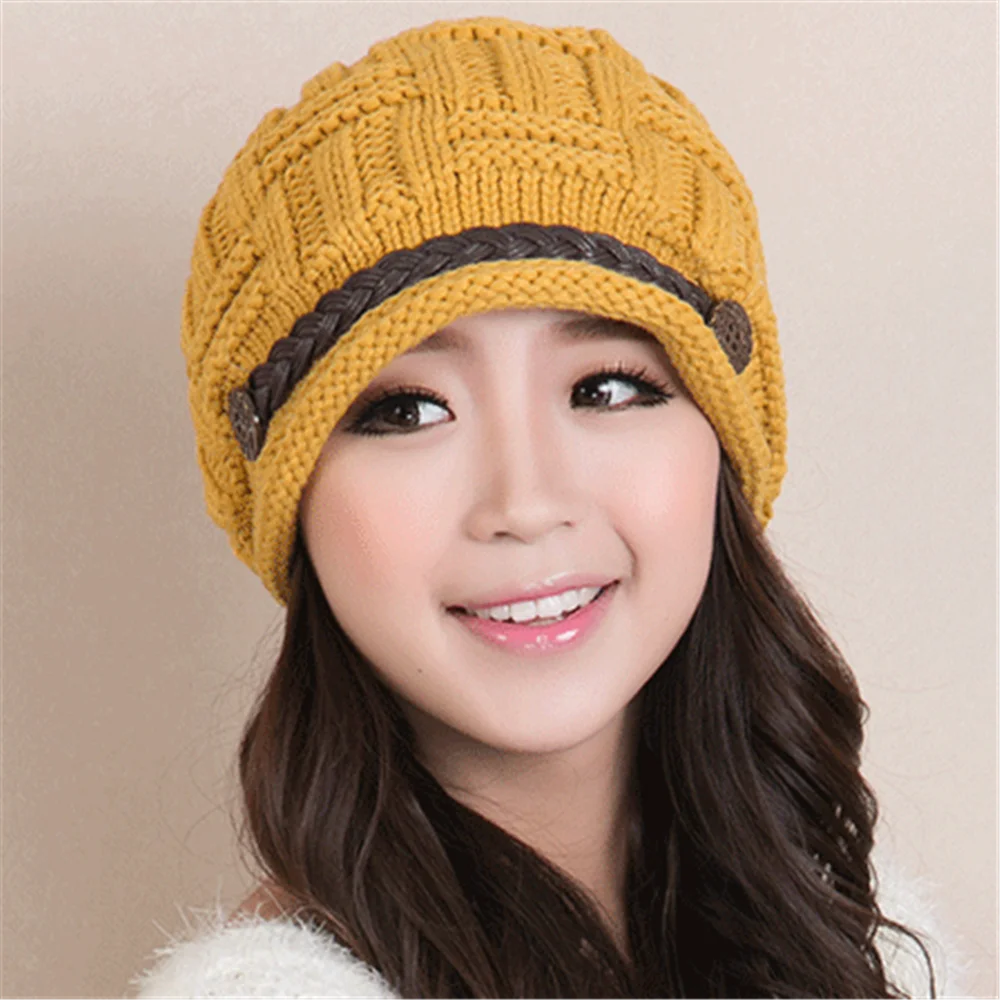 Autumn and Winter Cute Curling Belt Wool Hat Hip Hop Warm Ear Protection Knitted Cap Wholesale Fashion Trend