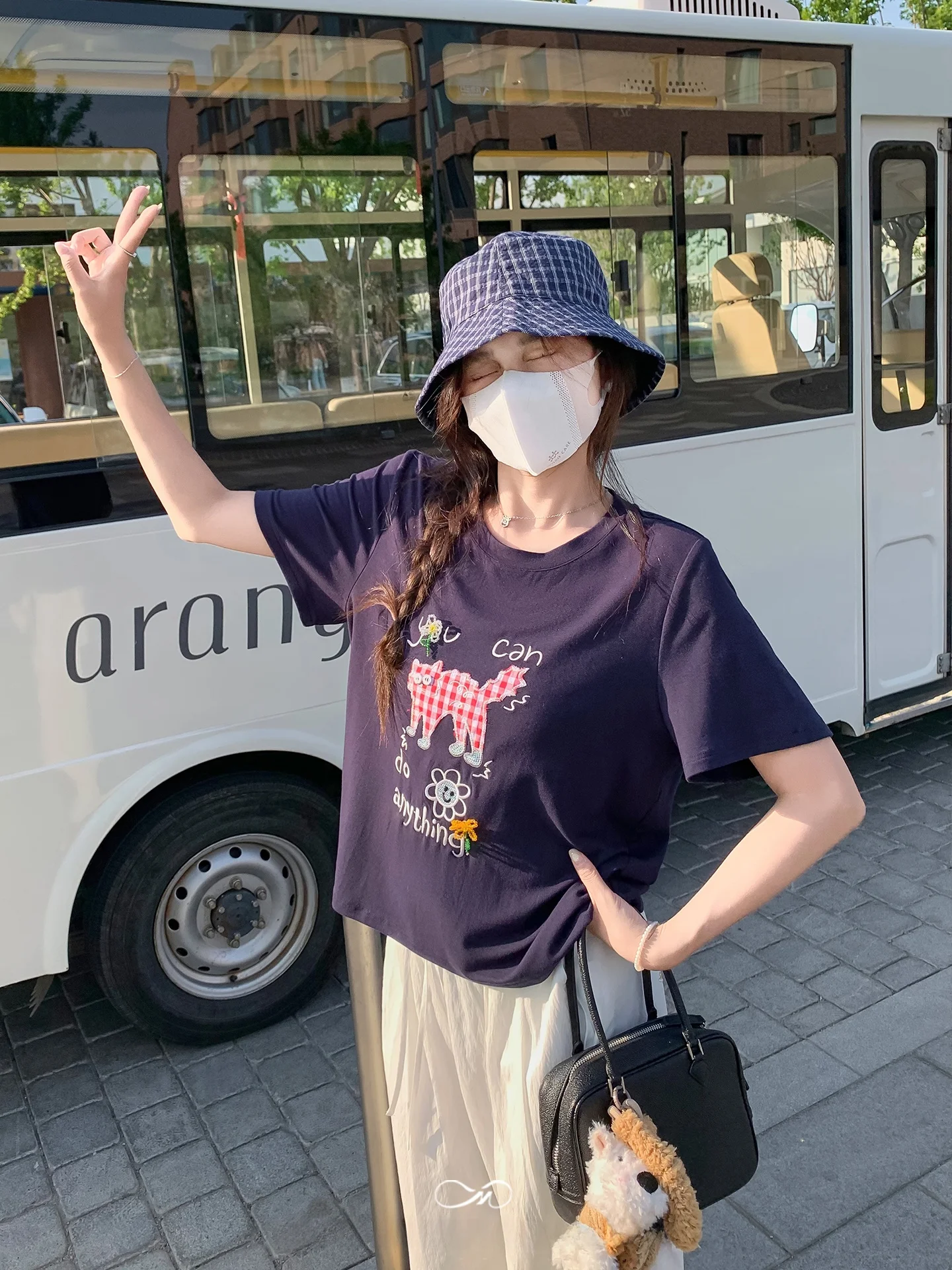 

Женская футболка Maixi больших размеров в стиле ретро с вышивкой и пэчворком, летняя свободная укороченная футболка для похудения, повседневный хлопковый топ