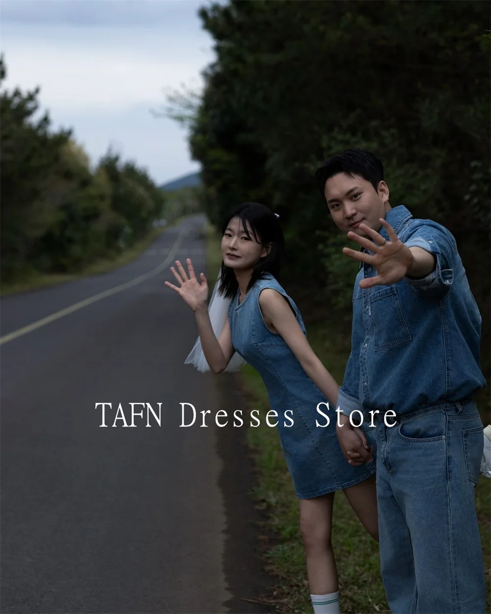 TAFN Simple Jean Skirt for Couple Photo Shoot O-Neck Sleeveless Short Dresses A-line Bridal Gown Mini Wedding Dresses