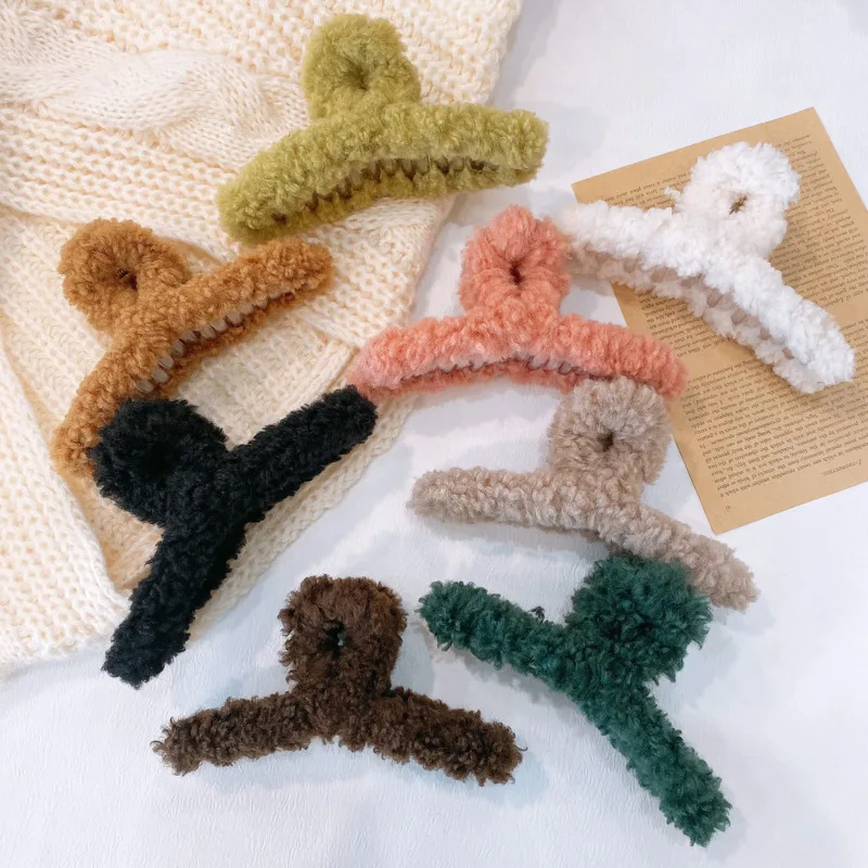 Korean Lamb Wool Hair Claw Barrettes For Woman Girls Fashion Plush Hair Clip Crab Hairpins Headwear Trendy Hair Accessories