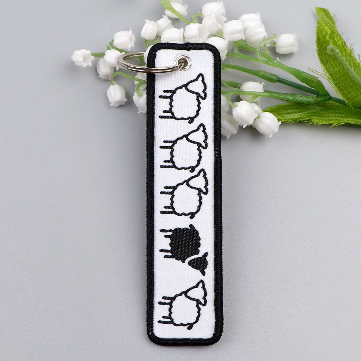 'NO ONE CARES.' Quote Embroidery Keychain Key Tag For Motorcycles Cars Backpack Fashion Keys Accessories Gifts For Friend 3