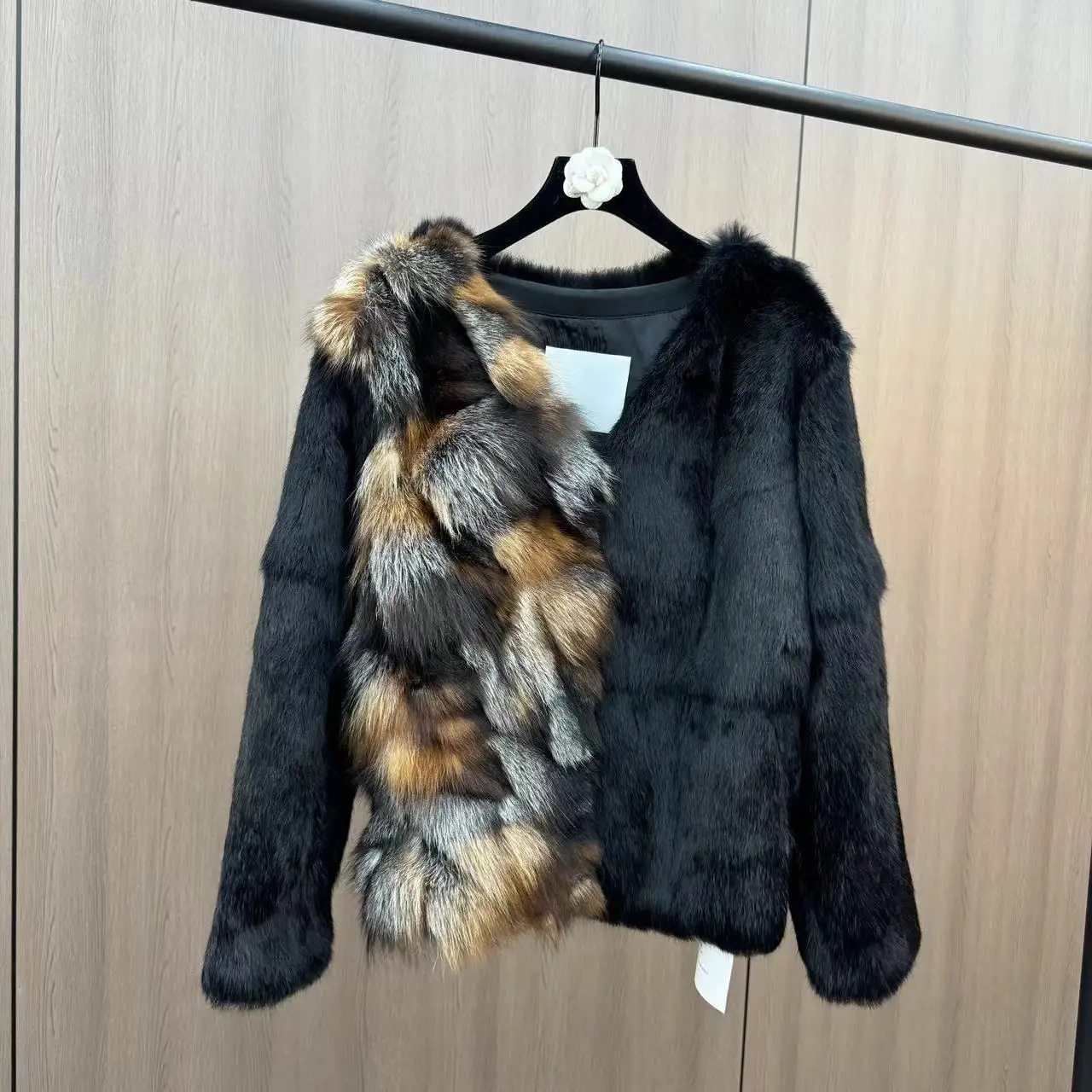 [ZOCI] Winter New V-neck Long Sleeved Real Rabbit Patchwork Style Suit Version Fur Jacket