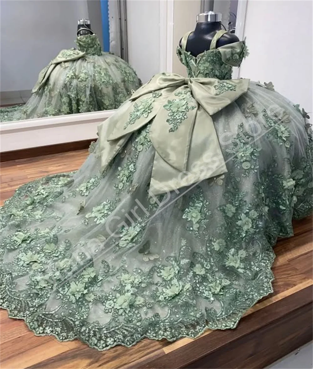 abito-da-ragazza-di-fiore-personalizzato-di-lusso-abito-da-prima-comunione-per-bambini-soffice-verde-salvia-con-spalle-scoperte-e-applicazioni-in-pizzo