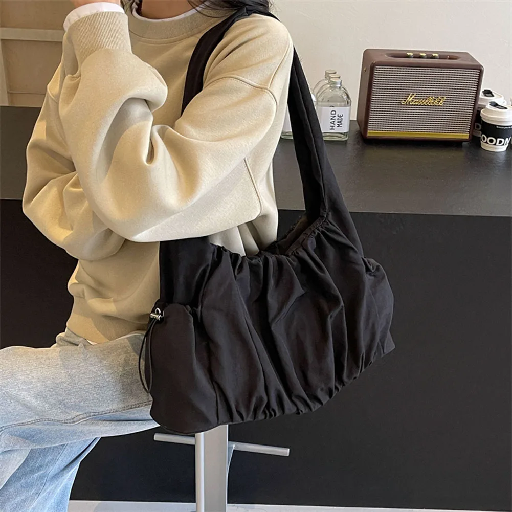 

Women Casual Handbag Large Capacity Cloud Pleated Shoulder Bag Top Handle Bag Solid Color Multi-pockets for Party Vacation