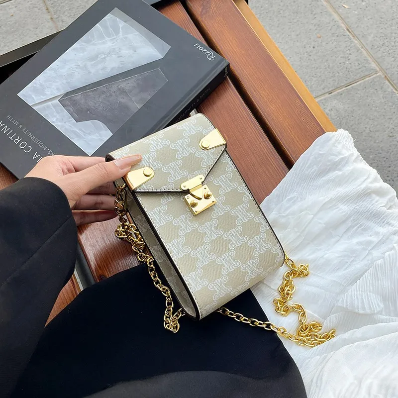 

​Vintage Monogram Envelope Bag Luxe Mother Daughter Purse for Women Textured Chain Strap Square Bag Chic Crossbody Bag​