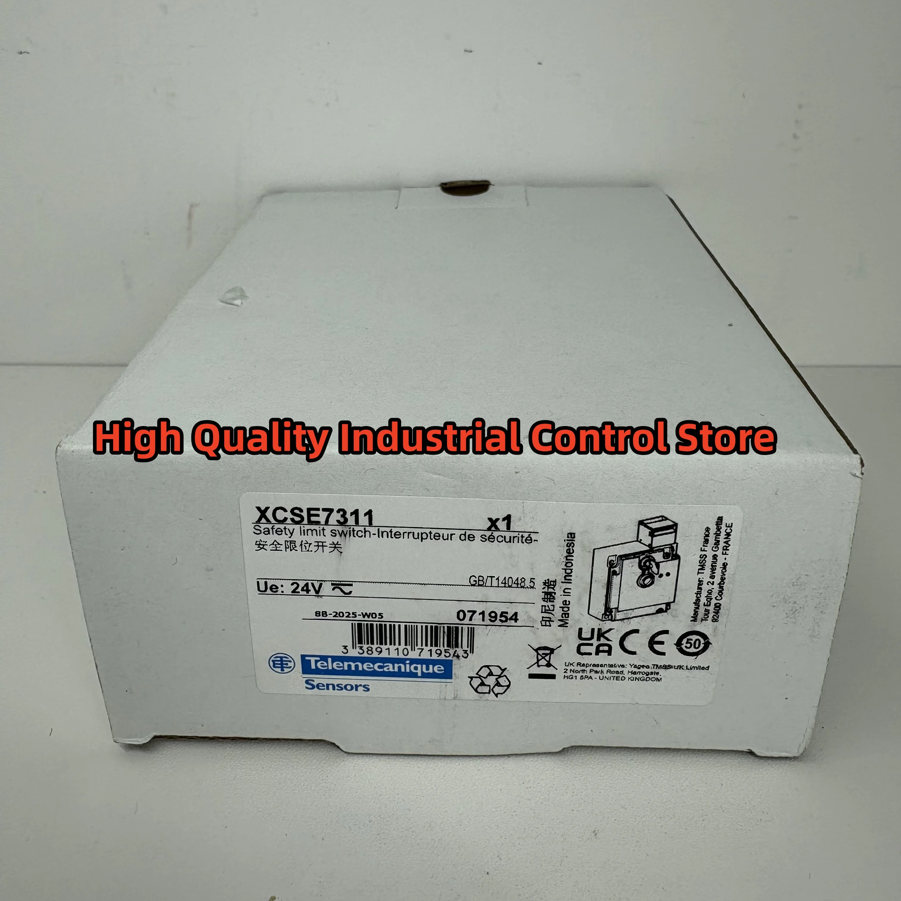 

XCSE7311 Limit Switch new original