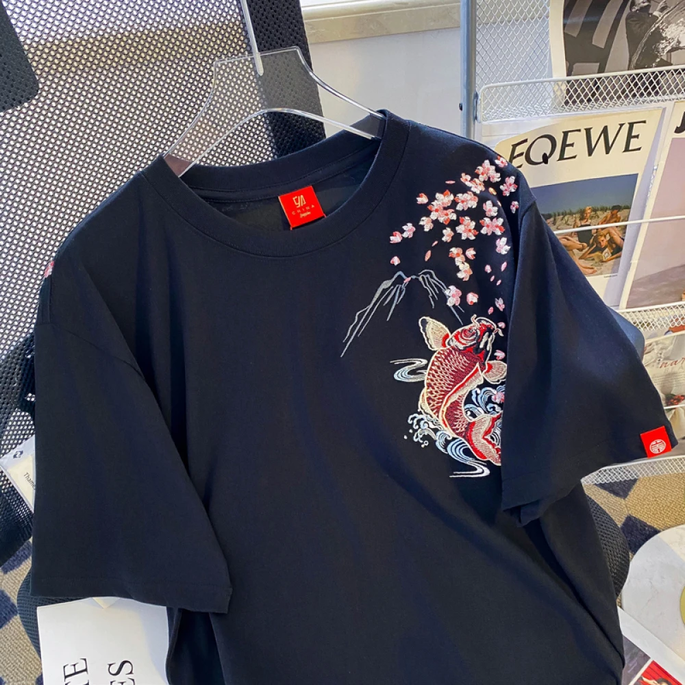 Red Carp Embroidery Trendy Cool T-shirt for Women 2024 New Summer China Style Classic Tees Cotton Fashion O-neck Female Tops Y2k