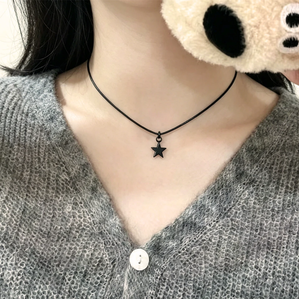 Dainty Gothic Style Star Choker for Women Thin Black Wax Cord Necklace with Solid Star Pendant Minimalist Accessories