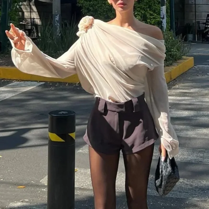 

New Sexy Irregular Oblique-neck Flower Applique T Shirt Summer Off Shoulder Fashion Long Sleeve Crop Tops Street Mesh Tees