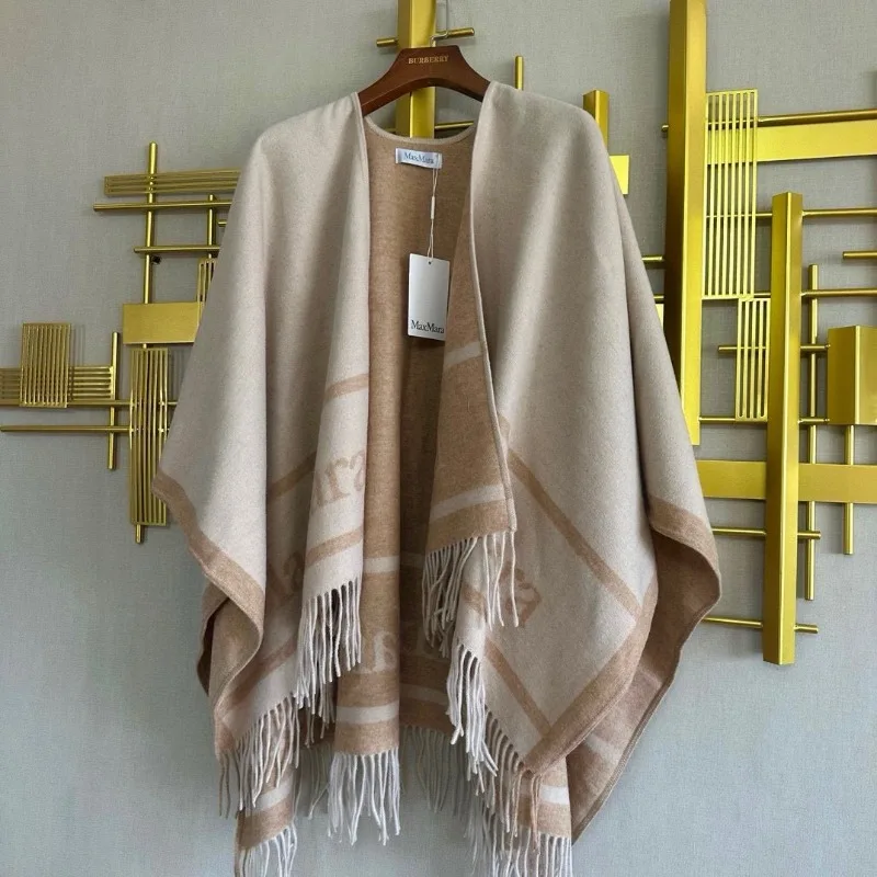 2025 New European and American Wind Bag Core Yarn Letter Scarf Fashion Shawl Versatile Thick Big Cape Soft Women