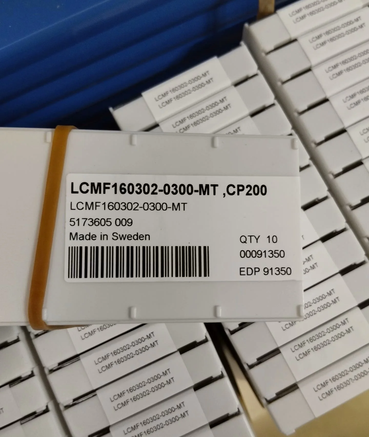 

Hard alloy cutting blades LCMF160302-0300-FT,CP200