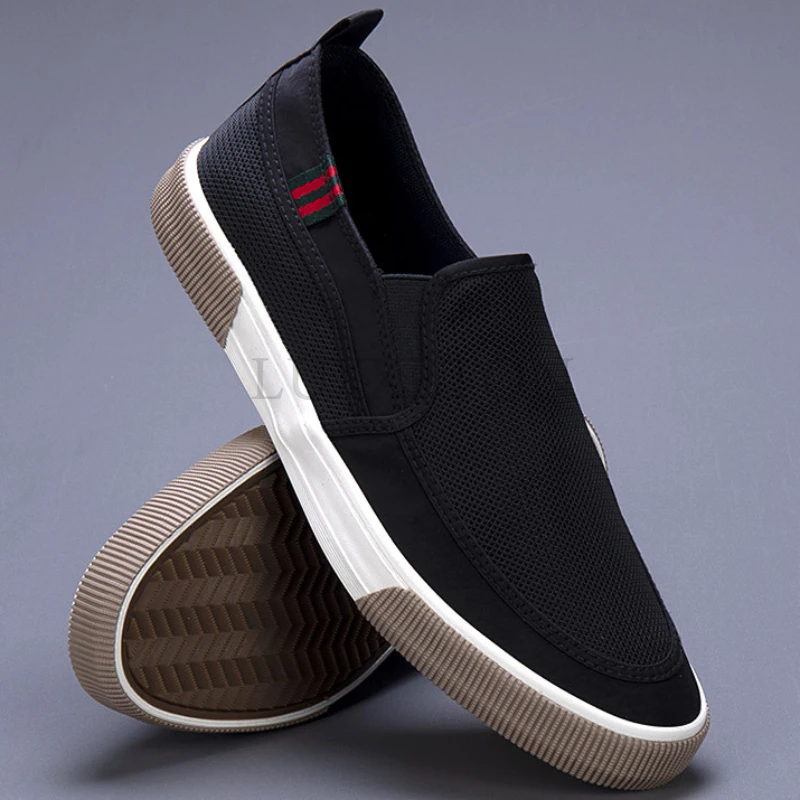 Men\'s Shoes Is Low for Summer Leisure Shoes Breathable Mesh Cloth Shoes Comfortable Flat Sandals Vulcanized Shoes