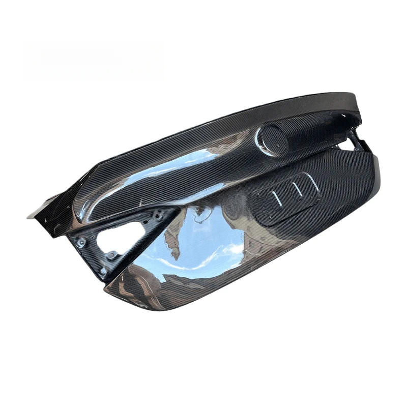 

CSL Style Carbon Fiber Trunk Lid Lightweight High-gloss Upgrade for Giulia