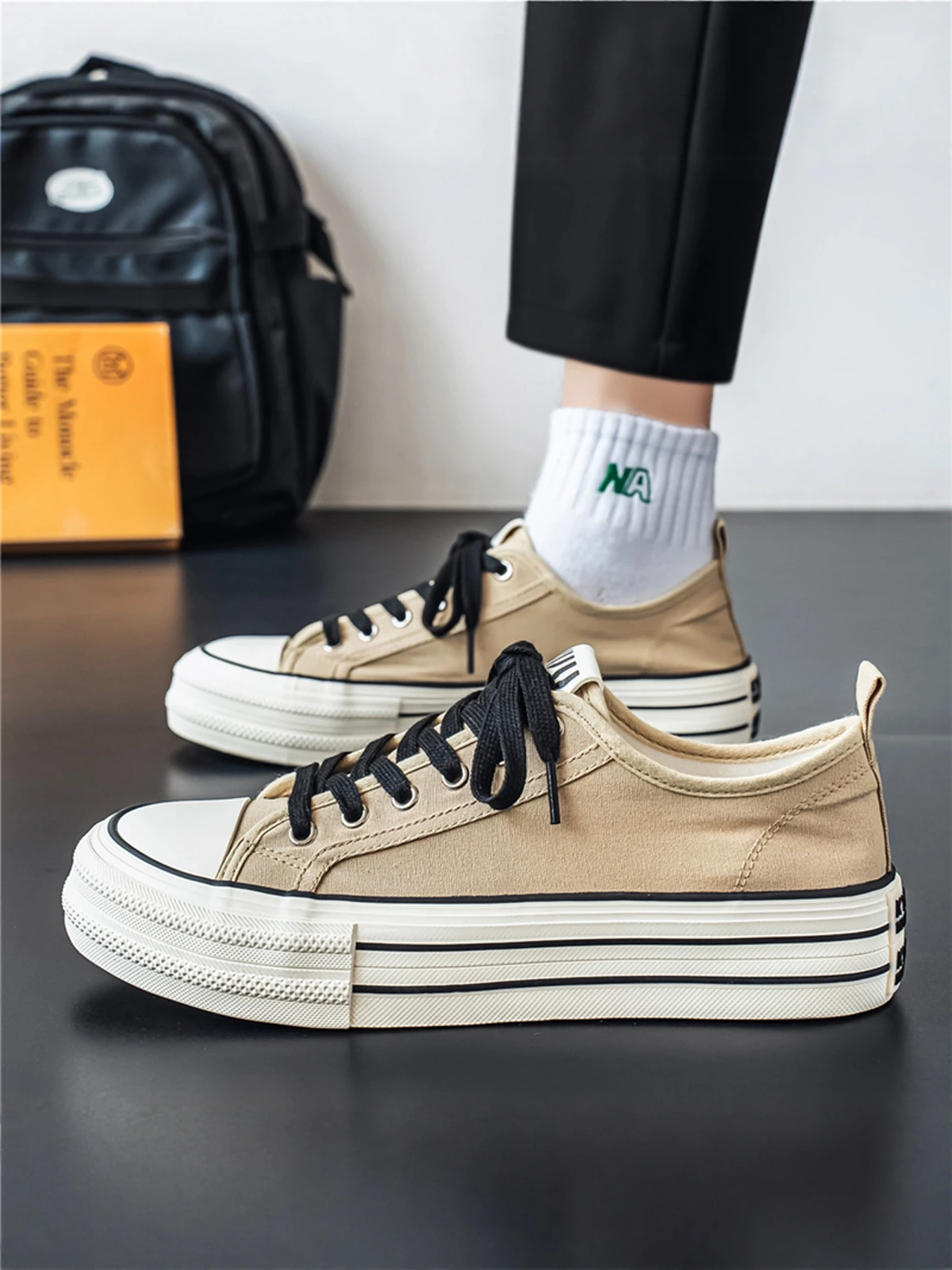 

Casual Canvas Shoes for Men Summer Comfortable Wear Resistant Sporty Low Top Fashionable Board Shoes round Toe mid Heel Rubbe...