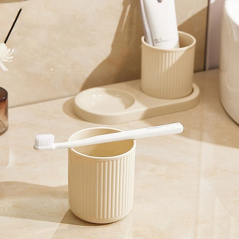 Washing Cup Toothbrush Holder Portable Couple Washing Mouth Cups, Plastic Toothbrush Cup with Tray Base, Bathroom Accessories