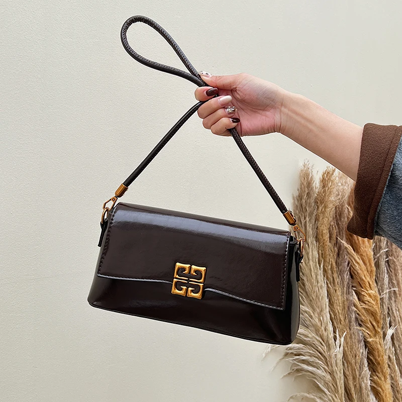 

Women's Fashionable Handbag, Spacious Leather Crossbody Bag, Luxury Brand, Elegant Classic Everyday Essential