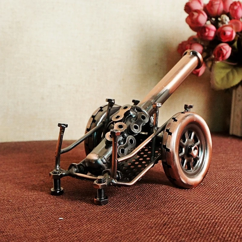 Décoration d'arme antique, canon à mortier en forme de porte, main pure, art du fer rétro, petit modèle en acier