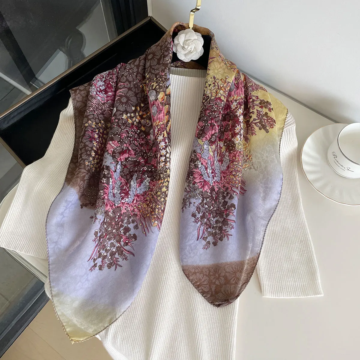 

Модный роскошный брендовый шелковый квадратный шарф 70 см, женский атласный галстук на шею, женская бандана для волос, головной платок, шаль с принтом, хиджаб Echarpe