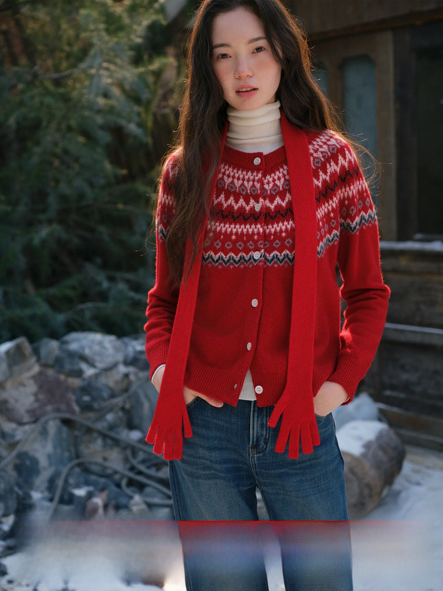 

Лимитированная серия: Винтажный женский кардиган Aosphere из 100% шерсти с узором Fair Isle, мягкий и уютный, с круглым вырезом, модель 2.