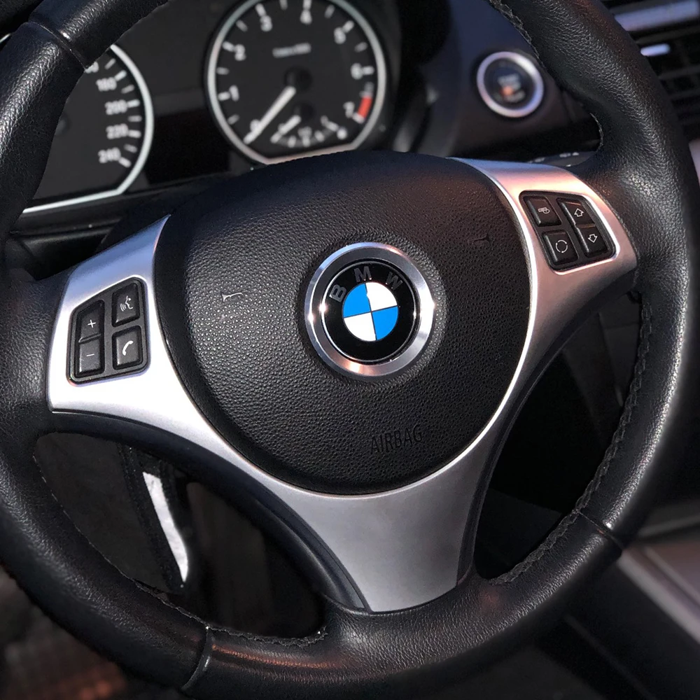 عجلة توجيه سيارة غطاء لوحة ملصق لسيارات BMW 1 3 Series E90 E92 E93 2005-2012 E82 E87 2004-2011 X1 E84 اكسسوارات الديكور