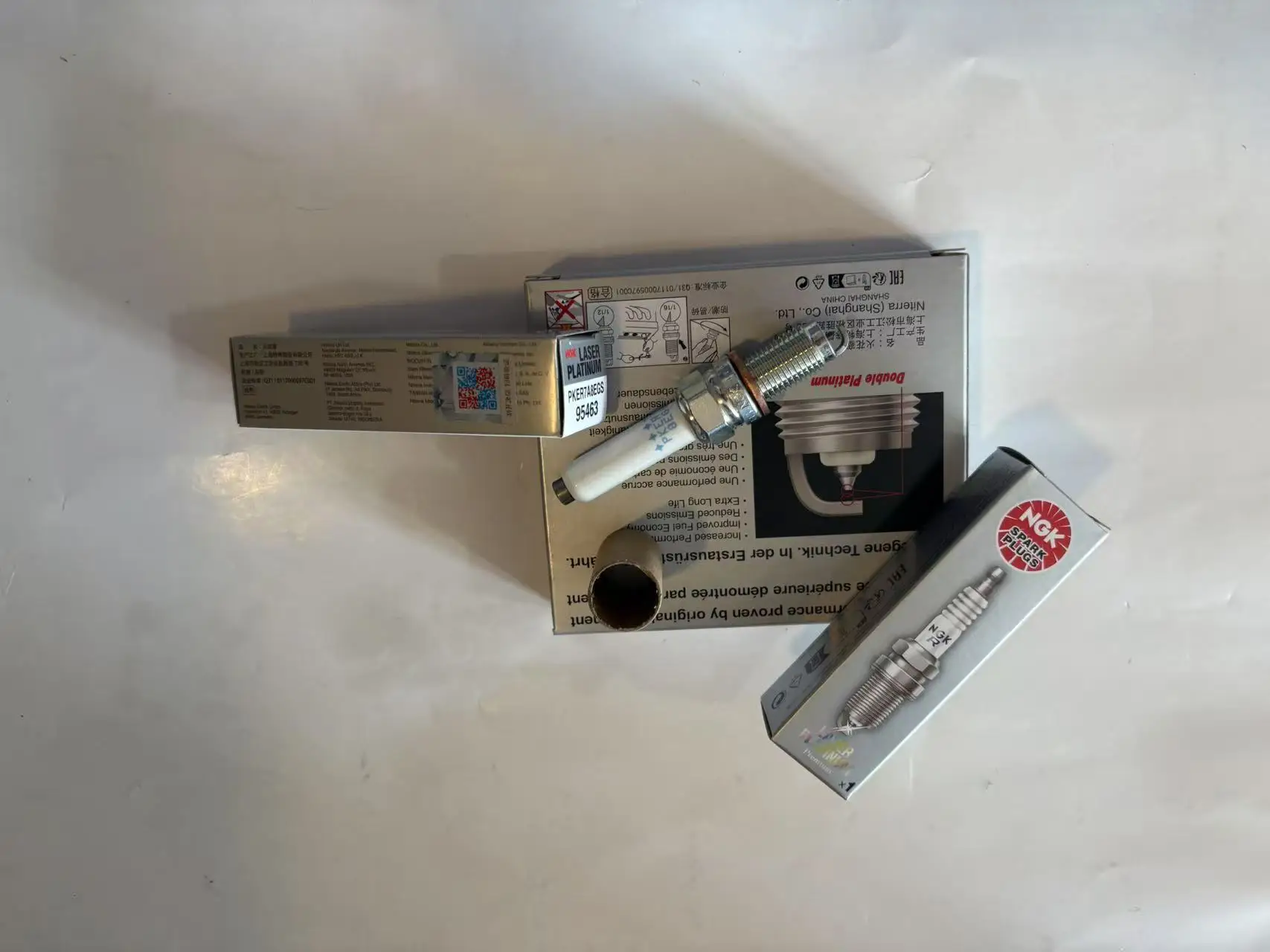 

4PCS PKER7A8EGS 95463 NGK Platinum Spark Plugs For Audi/VAG 1.4T