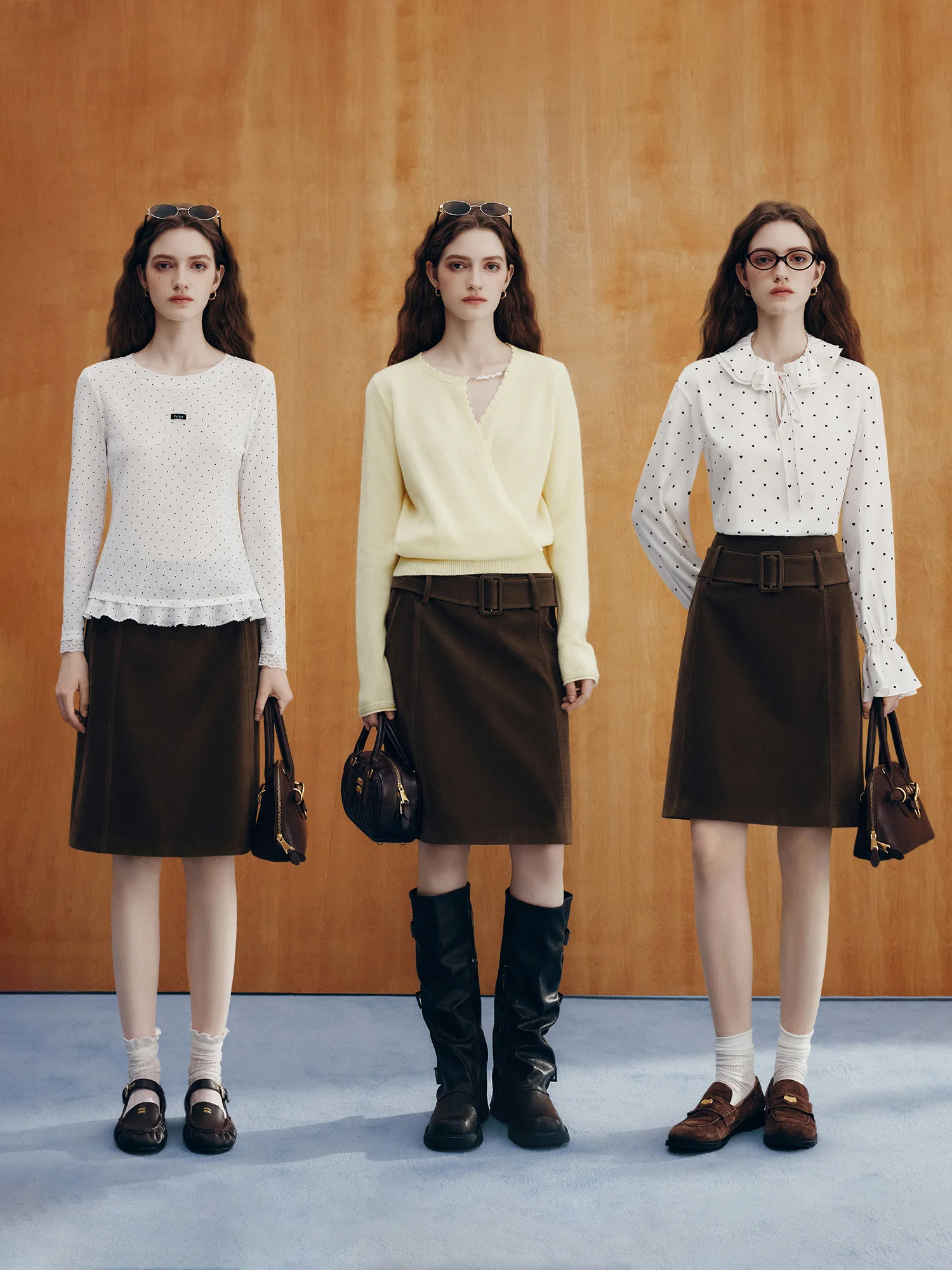 Fashionable Brown Suede  Skirt with Wide Belt for Women Fall 2026 New Arrival French Style High Waist H-Shape Skirt