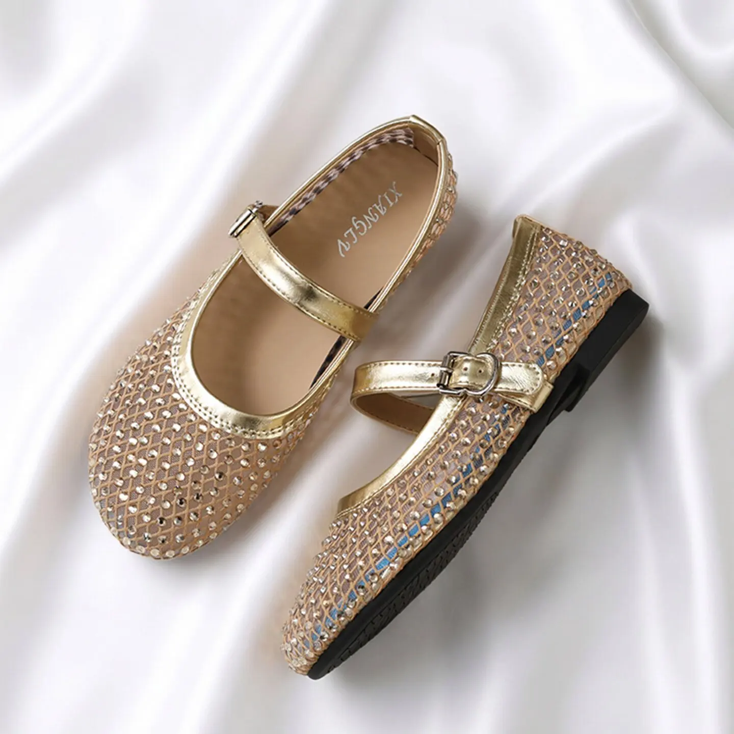 

New Brand Designer Luxury Women Flat Shoes Rivets Casual Mary Jane Boat Shoes Summer Breathable Slip-on Loafers big size 42