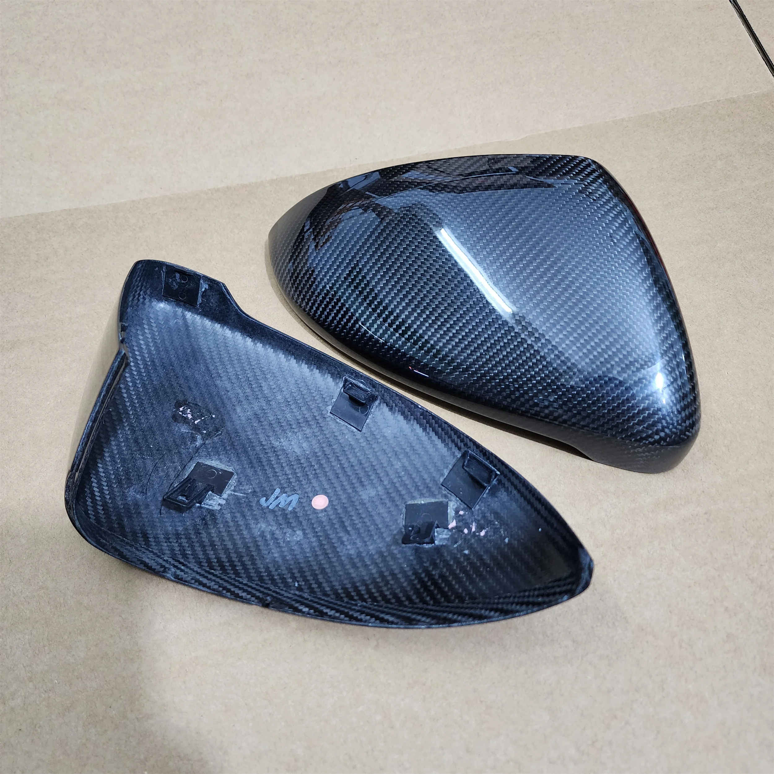 

Pre-Preg Dry Carbon Fiber Mirror Cap Cover For Volkswagen Golf 7 7.5 GTI GTD GTE R 2013-2020